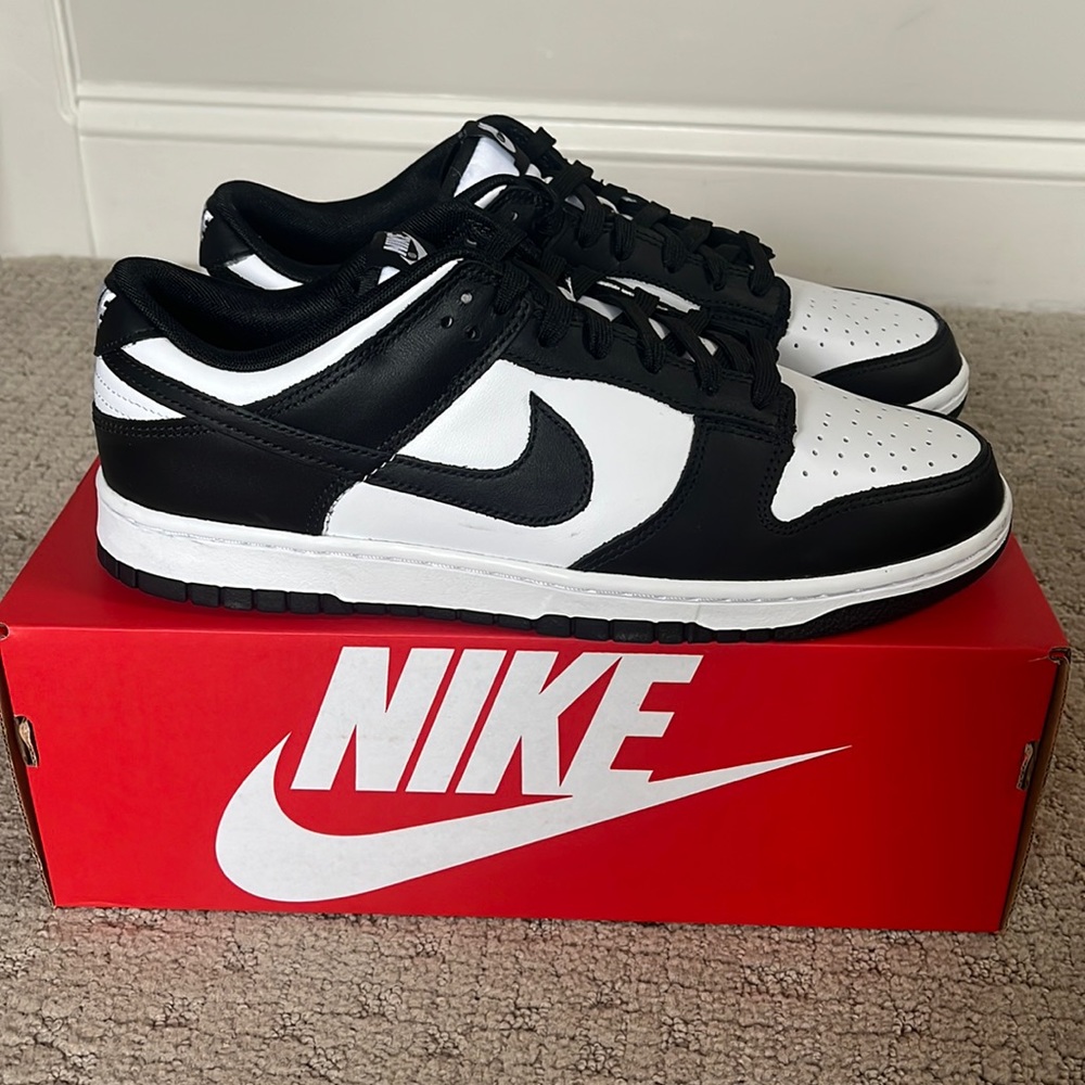 Nike Dunk Low Retro “ Panda” SIZE 11 Men